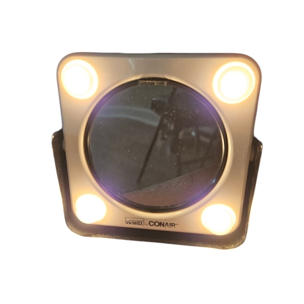 Vintage 1980s conair lighted Vanity makeup mirror.